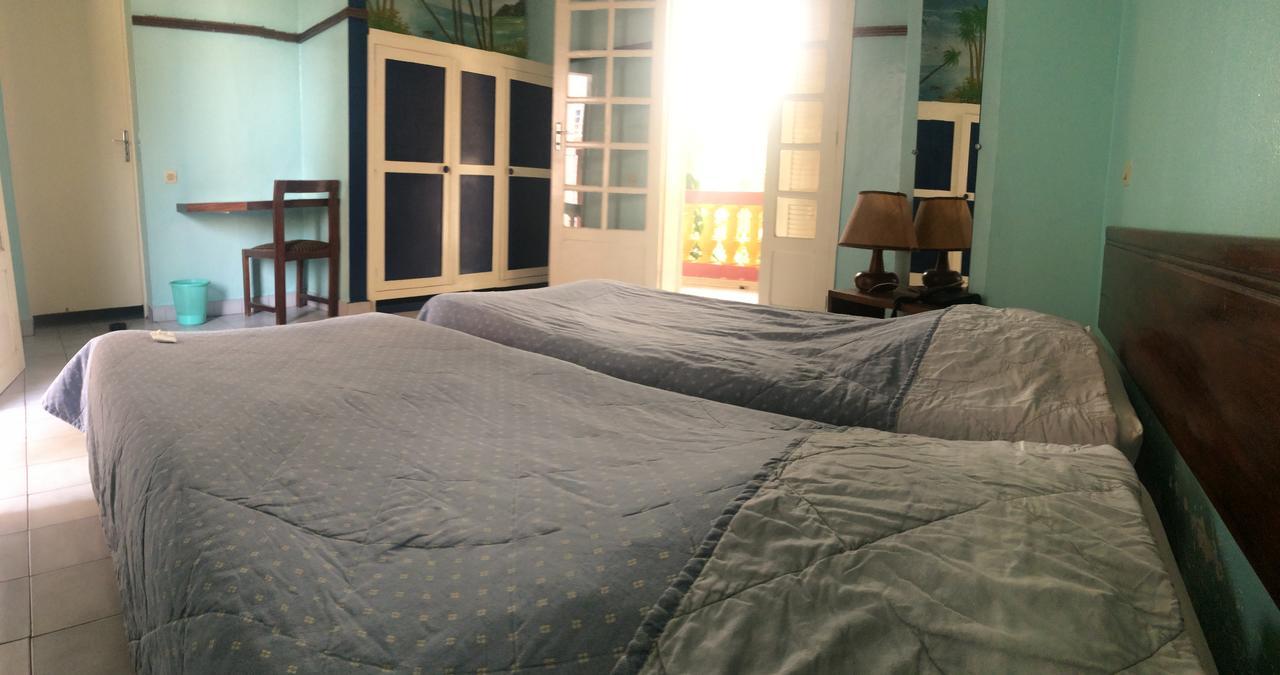 Hotel Saint-Louis Sun داكاغْ المظهر الخارجي الصورة