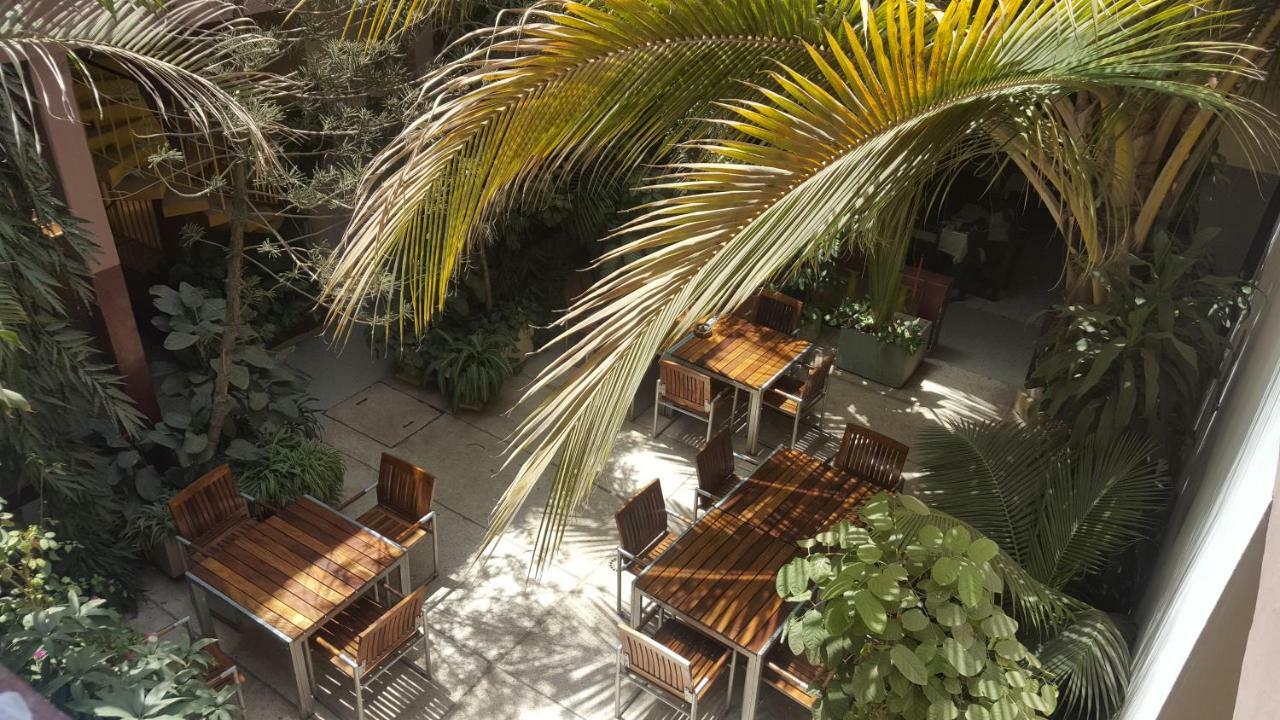 Hotel Saint-Louis Sun داكاغْ المظهر الخارجي الصورة