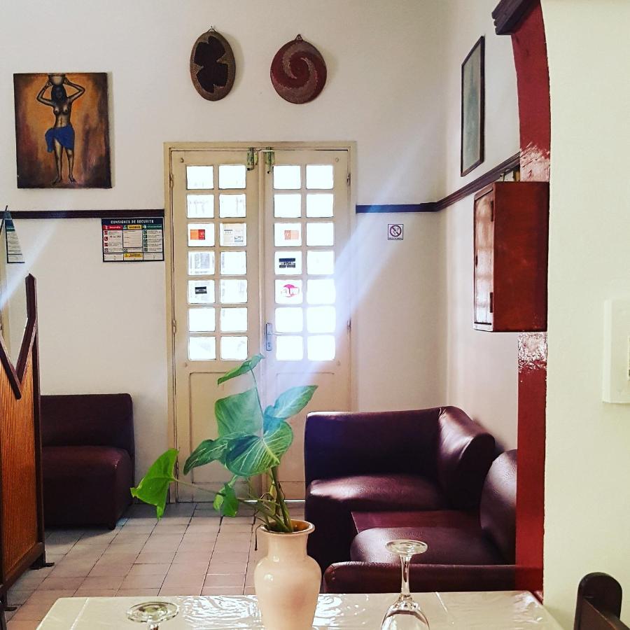 Hotel Saint-Louis Sun داكاغْ المظهر الخارجي الصورة